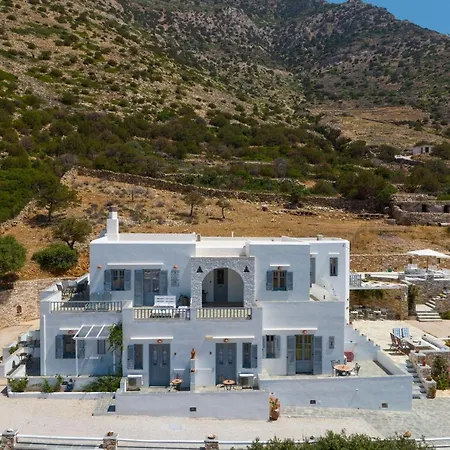 מלון דירות Frazeska 3*