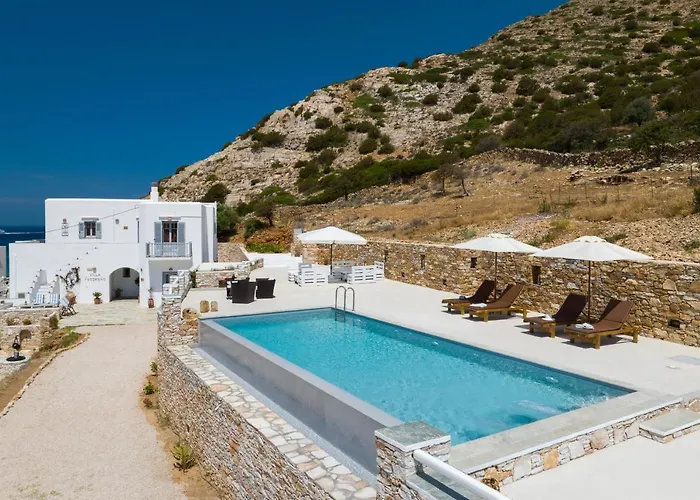 Frazeska アパートホテル カマライ