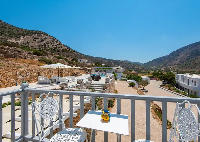 Frazeska アパートホテル