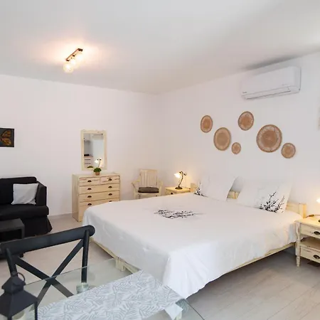 Aparthotel Frazeska *
