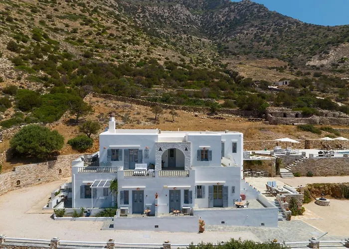 Ξενοδοχείο με διαμερίσματα Frazeska 3*